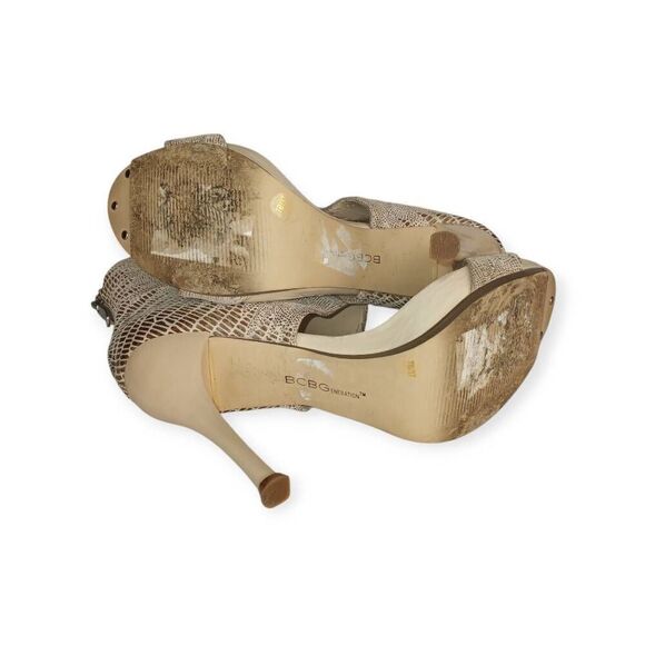 BCBGENERATIONS ANIMAL-PRINT CREAM HEALS SZ.7 GUC - Picture 7 of 11